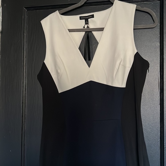 black dress with a cream, top,navy insert in the front has a very detailed back - Picture 3 of 6